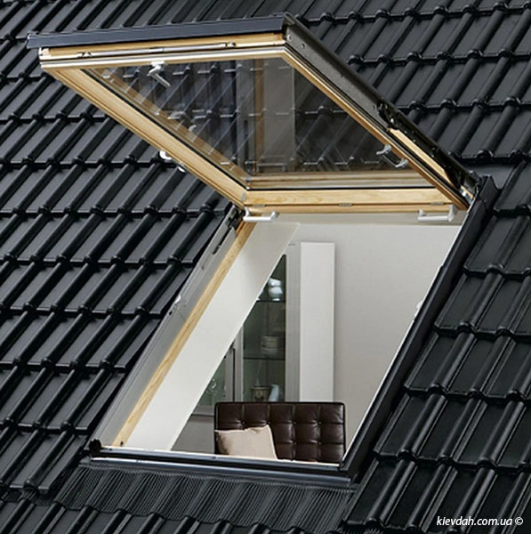 Выход на кровлю Velux GXL 3068