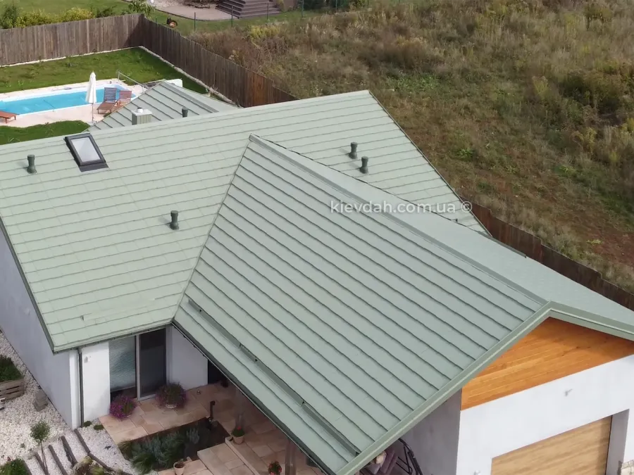 Металлочерепица Savanna RAL 6013